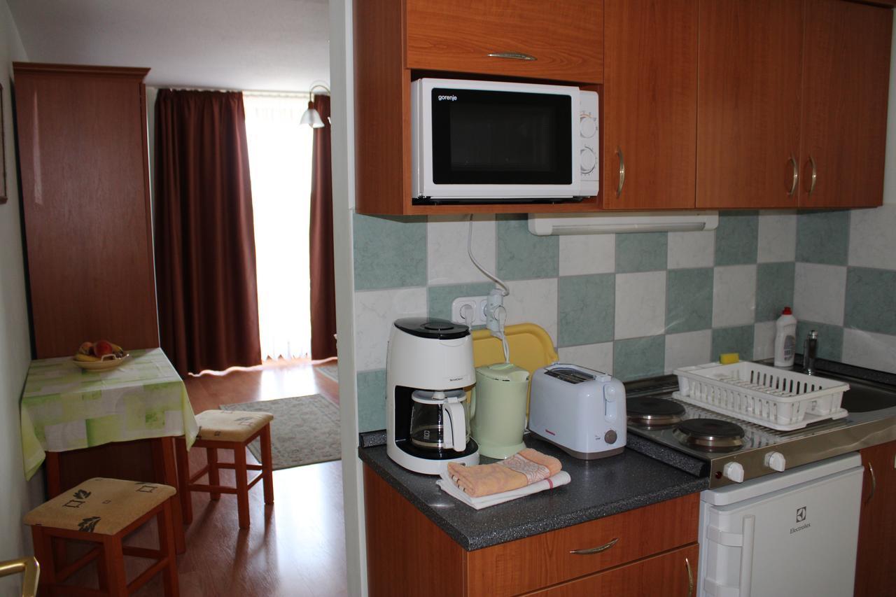 Erika Apartmanhazak Hévíz Extérieur photo
