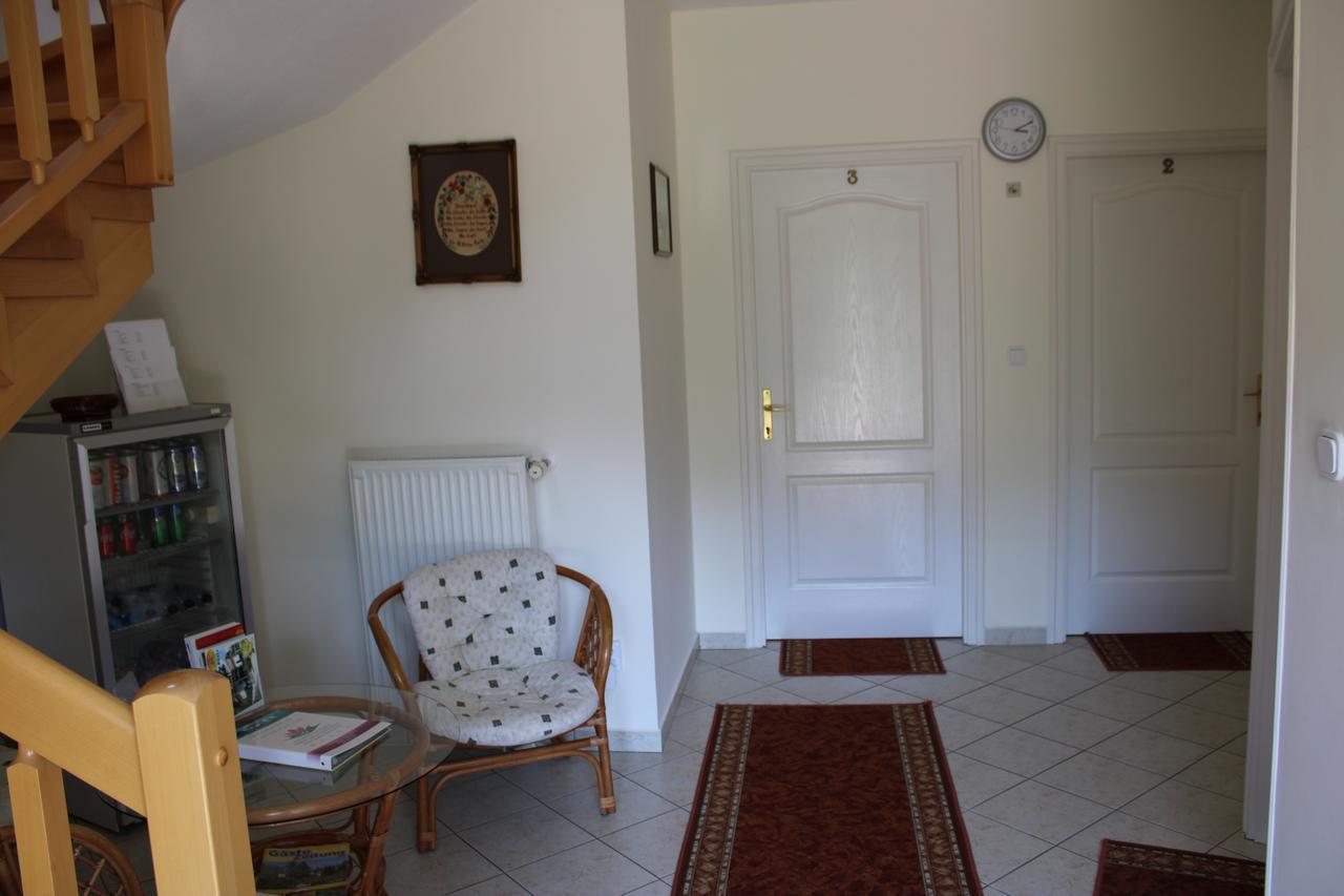 Erika Apartmanhazak Hévíz Extérieur photo