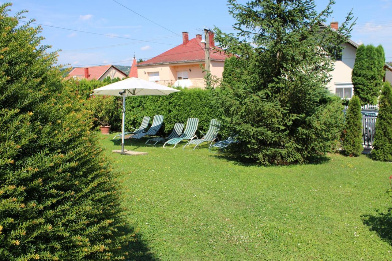 Erika Apartmanhazak Hévíz Extérieur photo